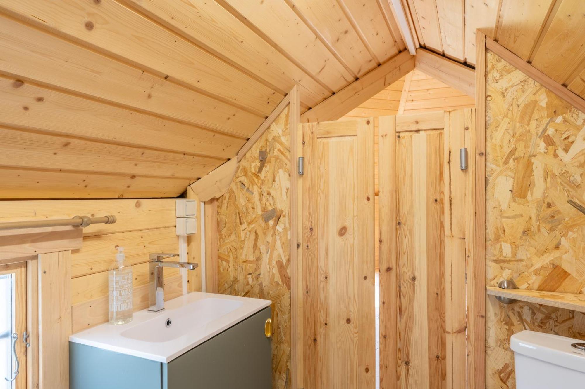 Logements Insolites A La Ferme - Yourte, Kota Ou Pod Farbus Værelse billede